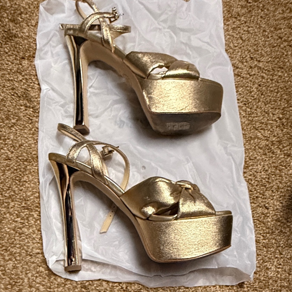 Michael Kors Gold Women's Sandals sz 7 - Picture 5 of 10